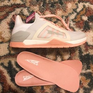 Brand New Altra HIIT XT MID